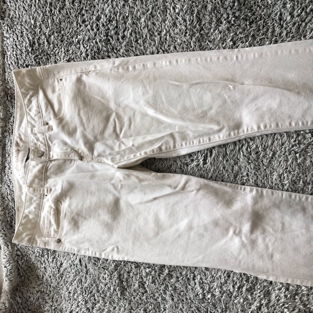 white jeggings